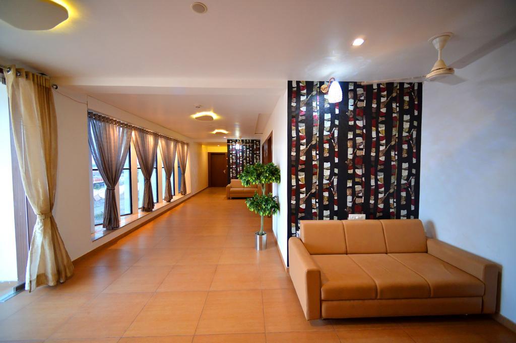 Morbi The Grand Imperial Hotel מראה חיצוני תמונה